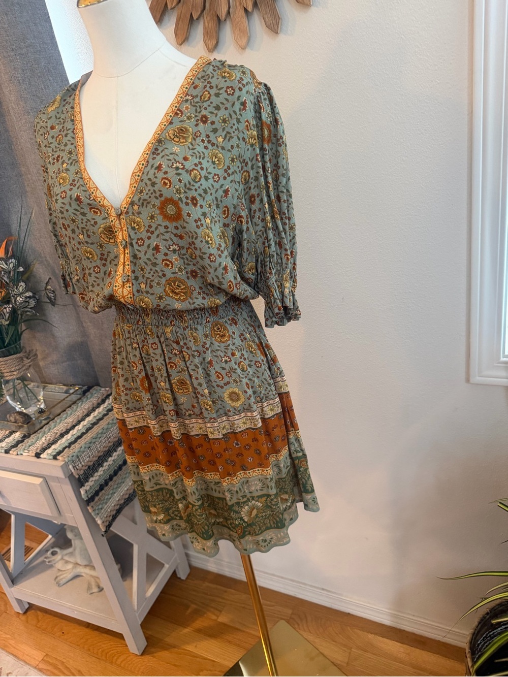 Spell & The Gypsy Boho Floral Mini Dress Sage Green Border Print Size Small - Picture 4 of 5